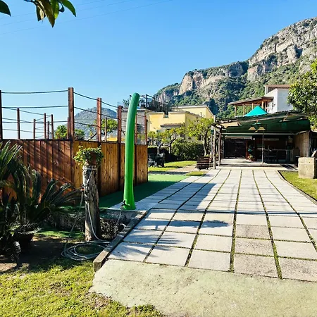 Apartmán Mary & Garden